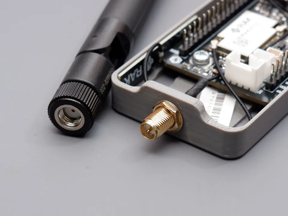 Close-up of the RP-SMA bulkhead connector mounted on the Devboard baseplate